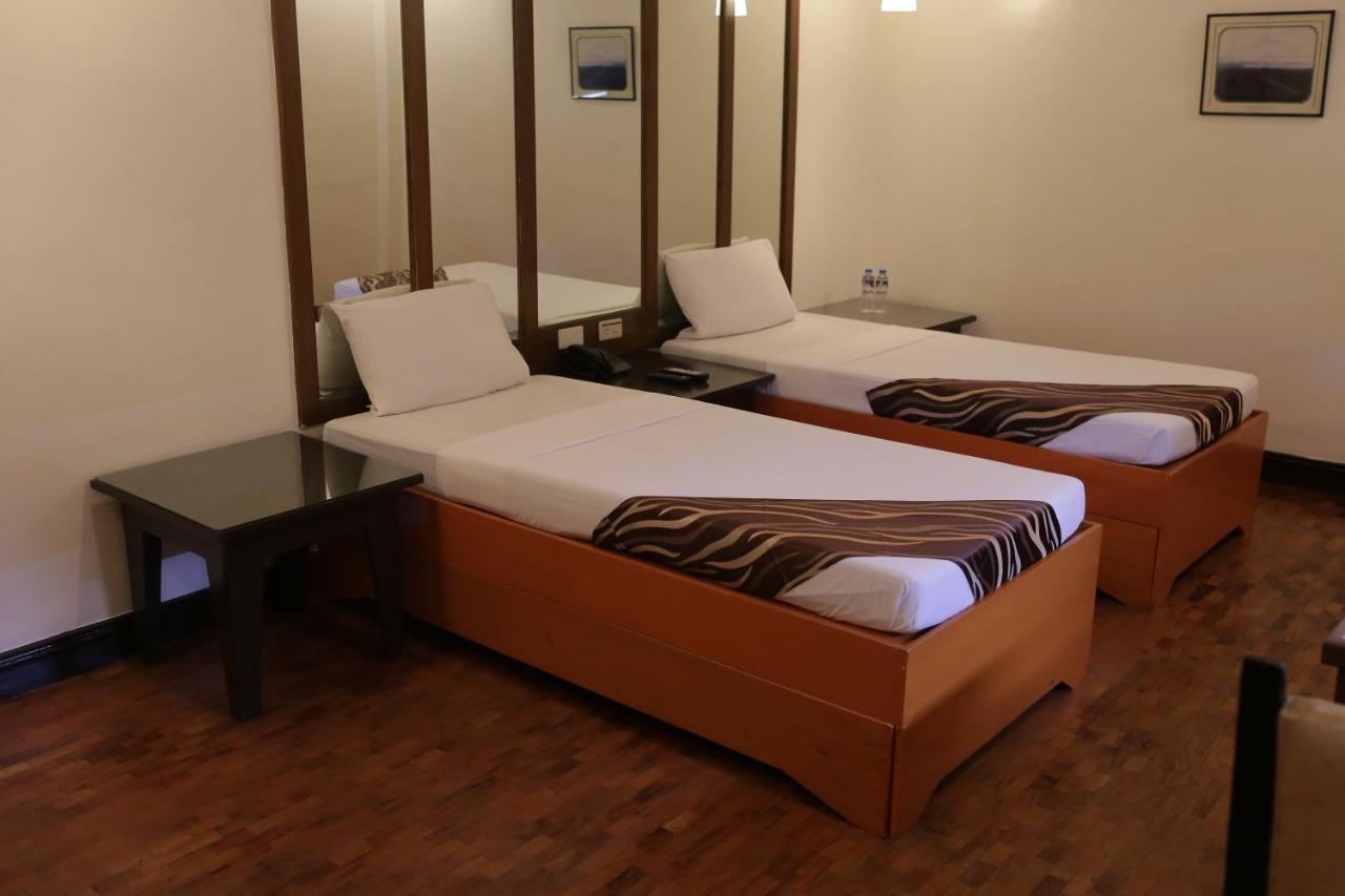 Amalfi718 Hotel Lipa City Buitenkant foto